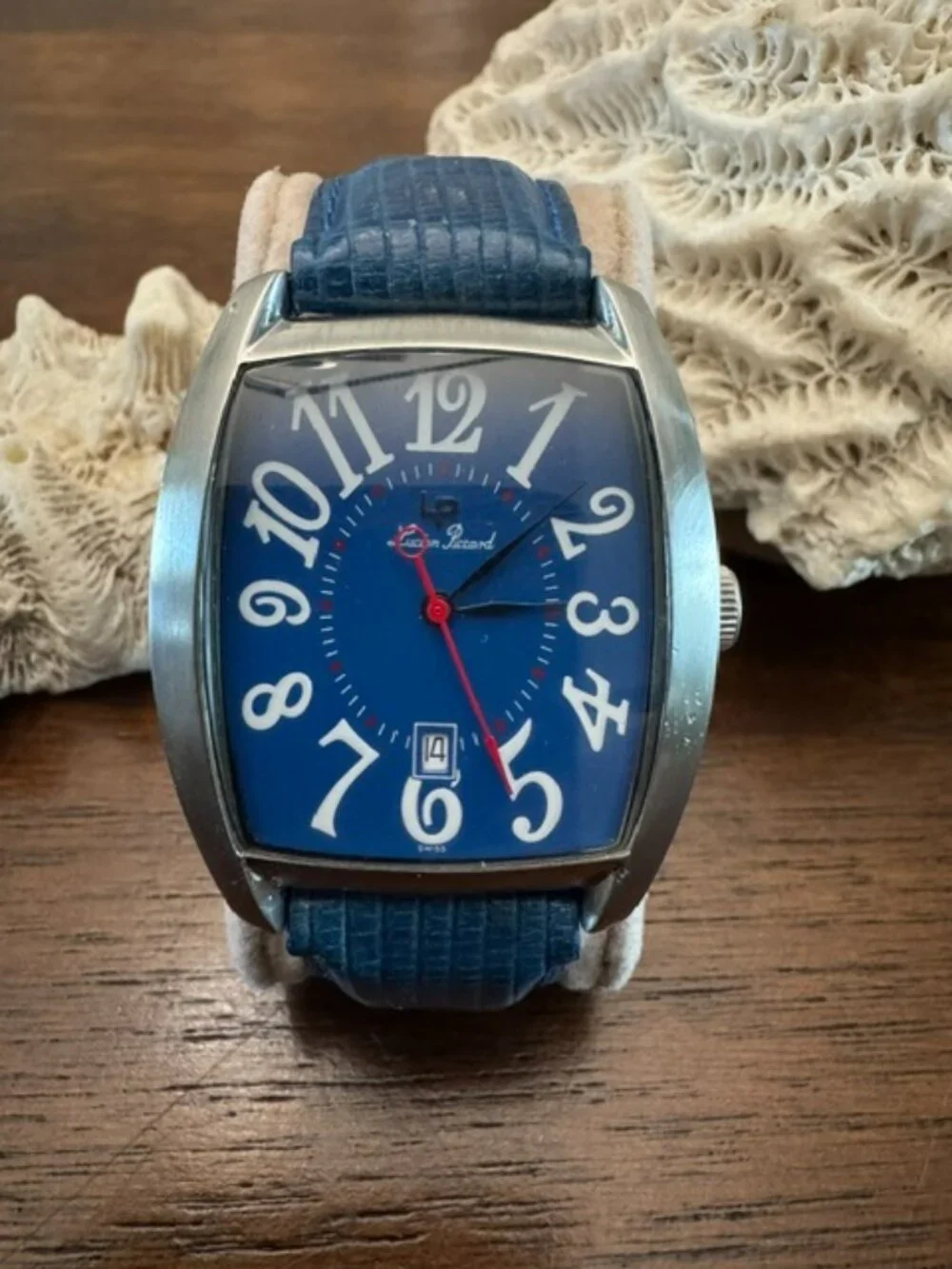UNIQUE - Lucien Piccard Men's Quartz Watch - Tourneau Style - Model #26497BL